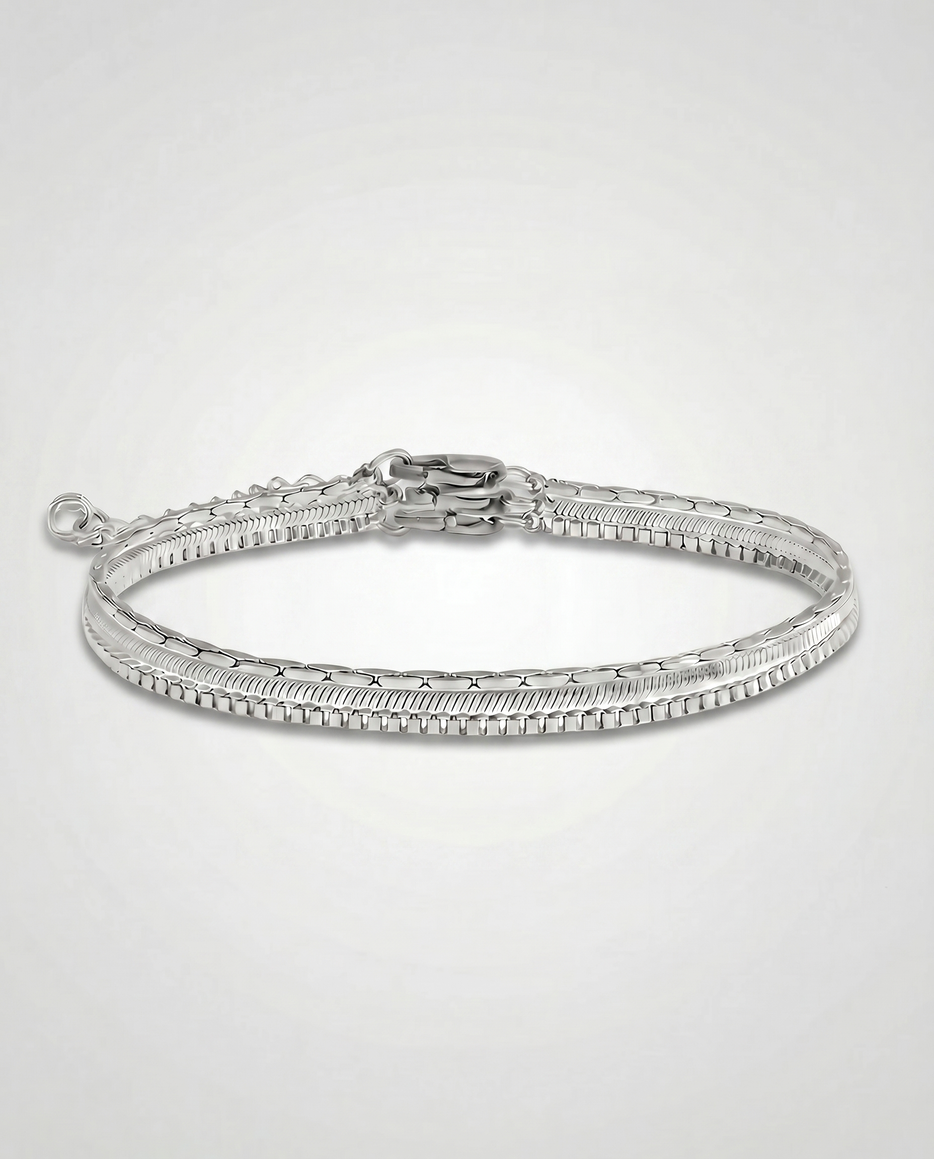 Minimal Set — Silver